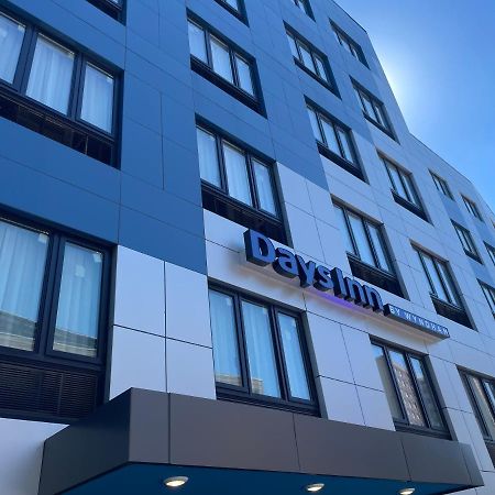 Days Inn By Wyndham Bronx Nyc Ню Йорк Екстериор снимка