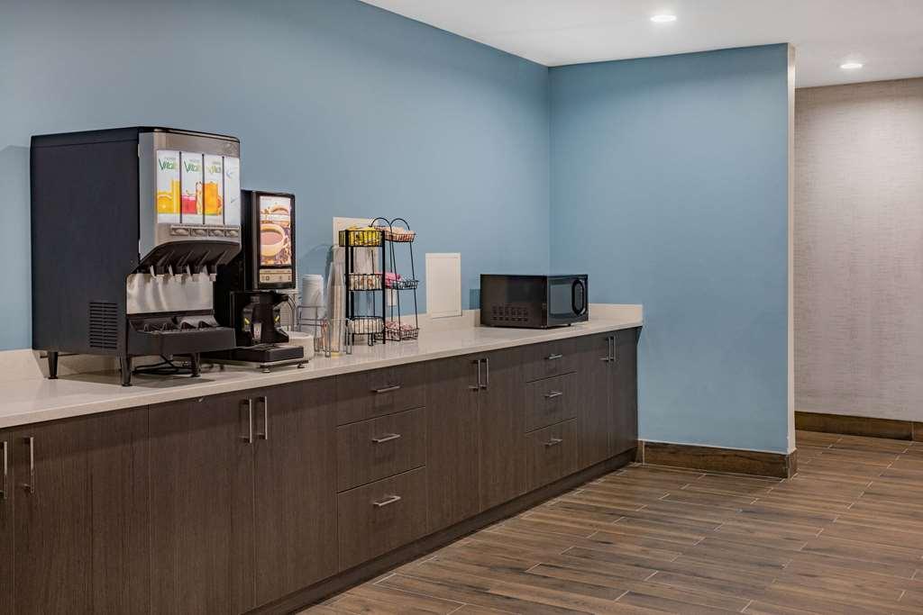 Days Inn By Wyndham Bronx Nyc Ню Йорк Съоръжения снимка