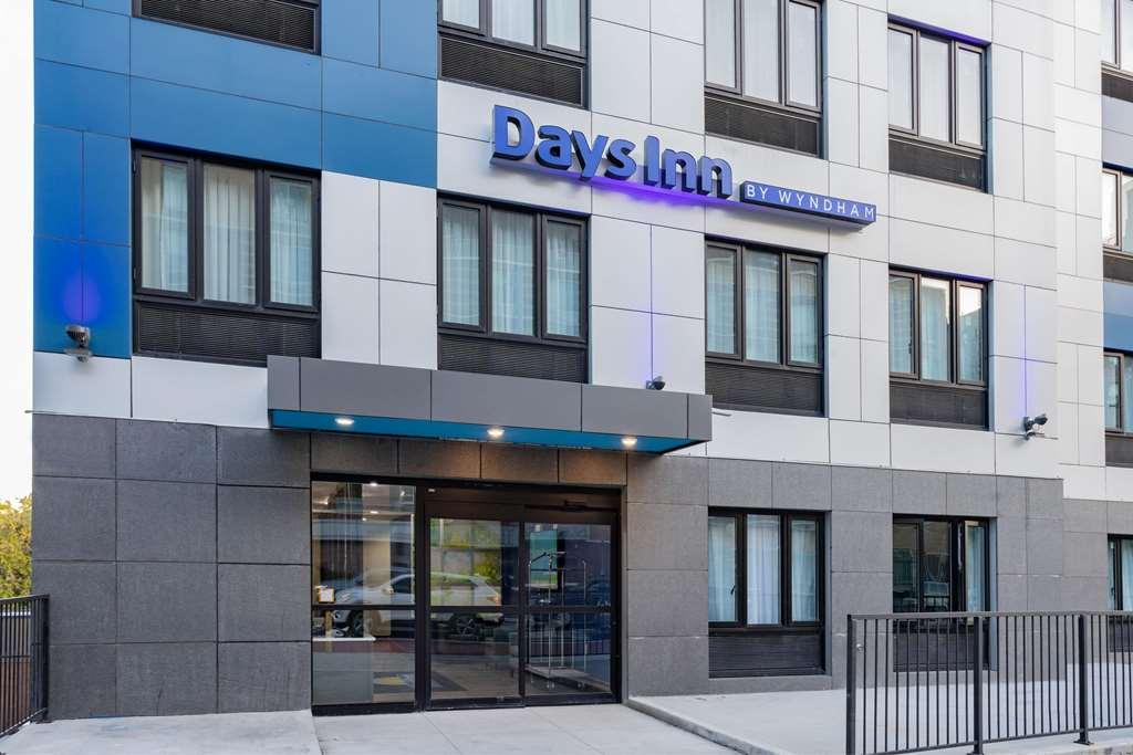 Days Inn By Wyndham Bronx Nyc Ню Йорк Екстериор снимка