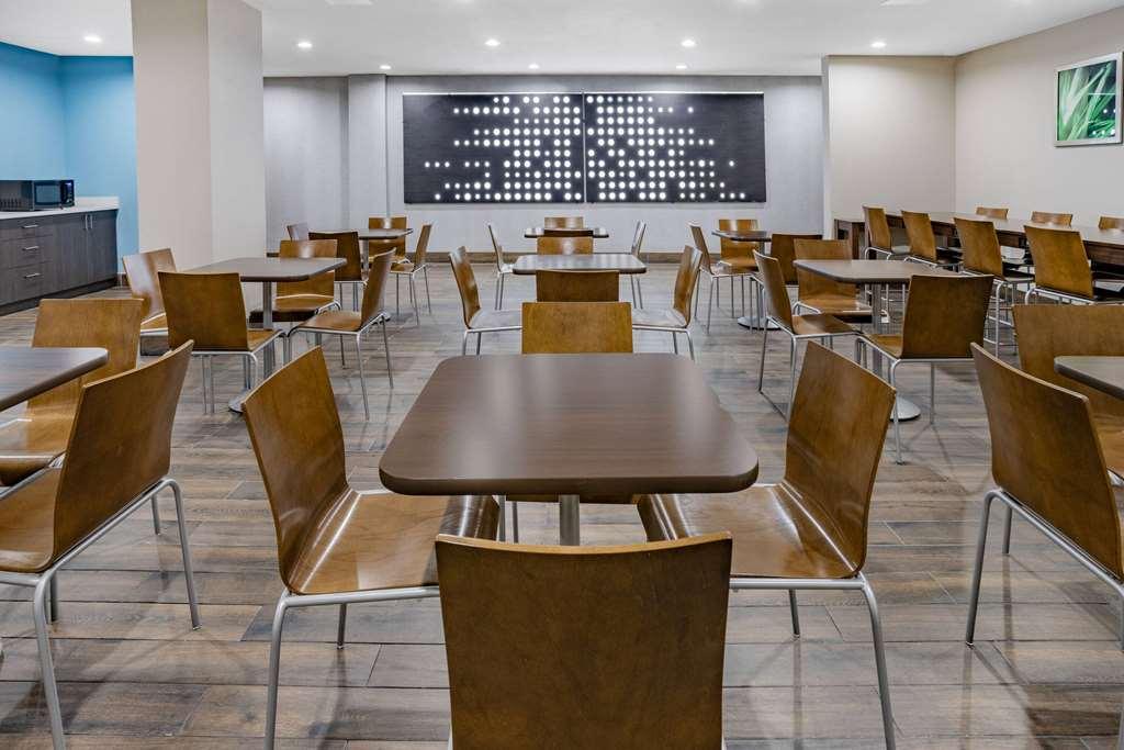 Days Inn By Wyndham Bronx Nyc Ню Йорк Съоръжения снимка