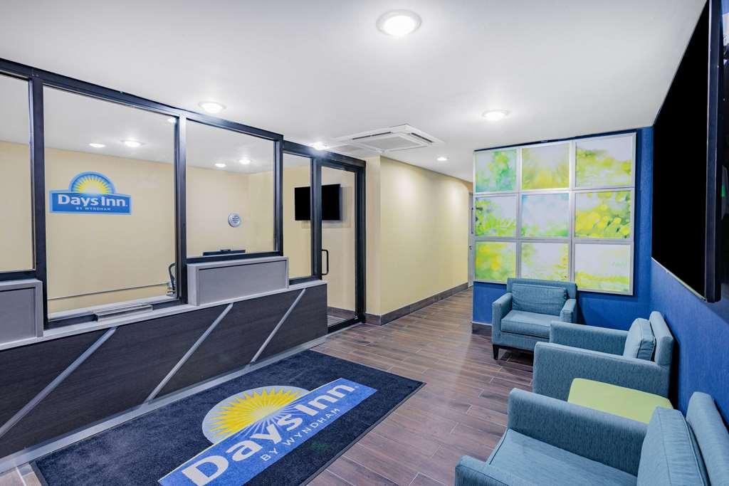 Days Inn By Wyndham Bronx Nyc Ню Йорк Интериор снимка