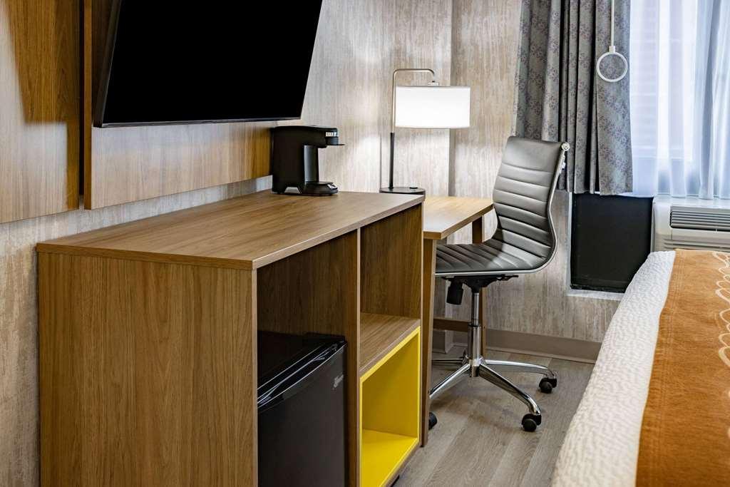 Days Inn By Wyndham Bronx Nyc Ню Йорк Стая снимка